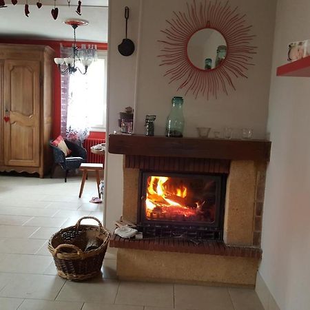 Chez Evelyne Chambre D'Hotes Chez L'Habitant Verdun-sur-Meuse Esterno foto