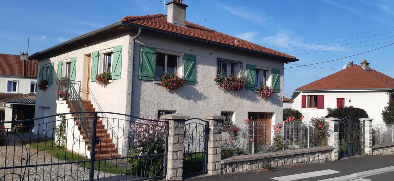 Chez Evelyne Chambre D'Hotes Chez L'Habitant Verdun-sur-Meuse Esterno foto